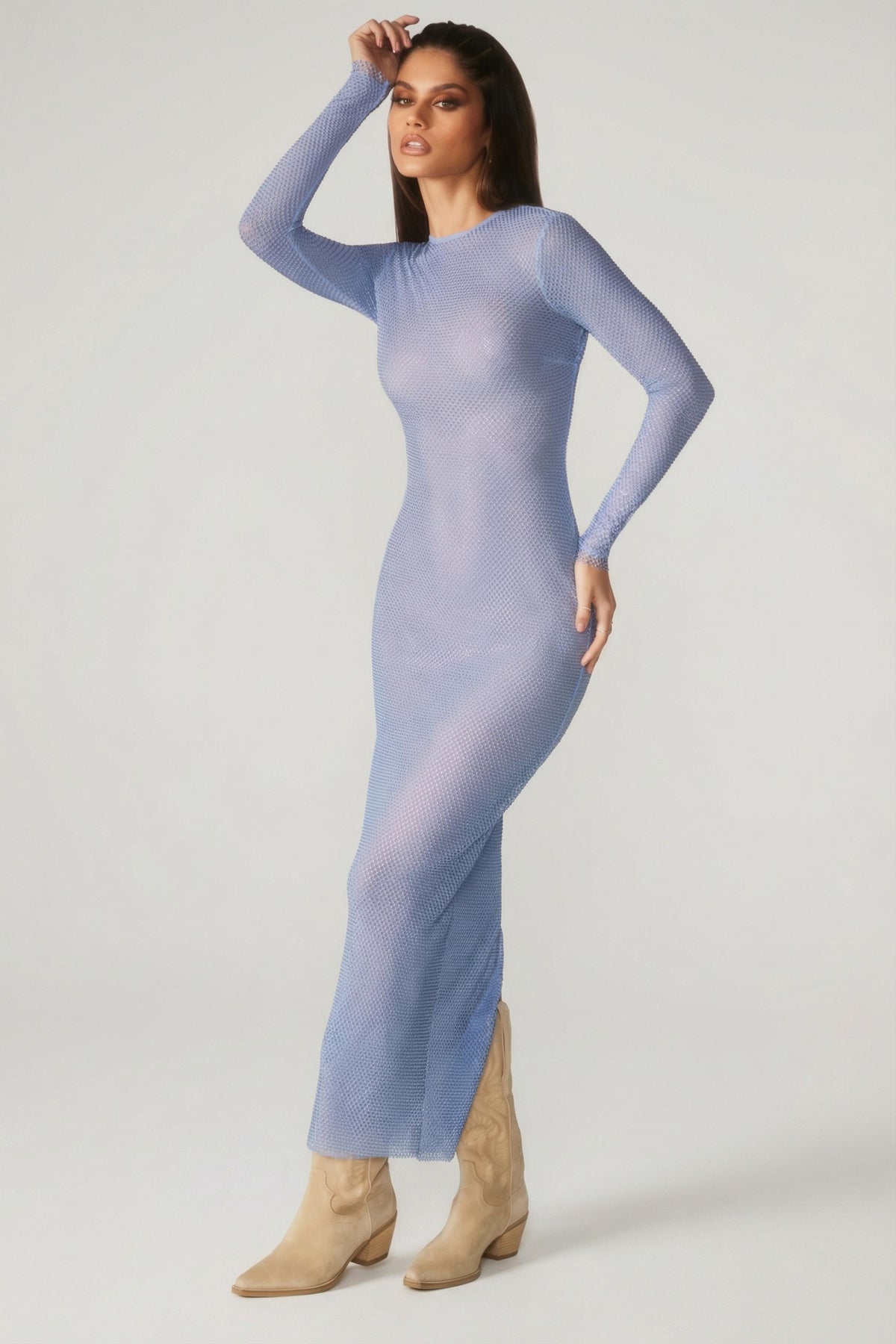 ⁣⁢Verziertes Langarm-Maxikleid in Blau⁤⁣
