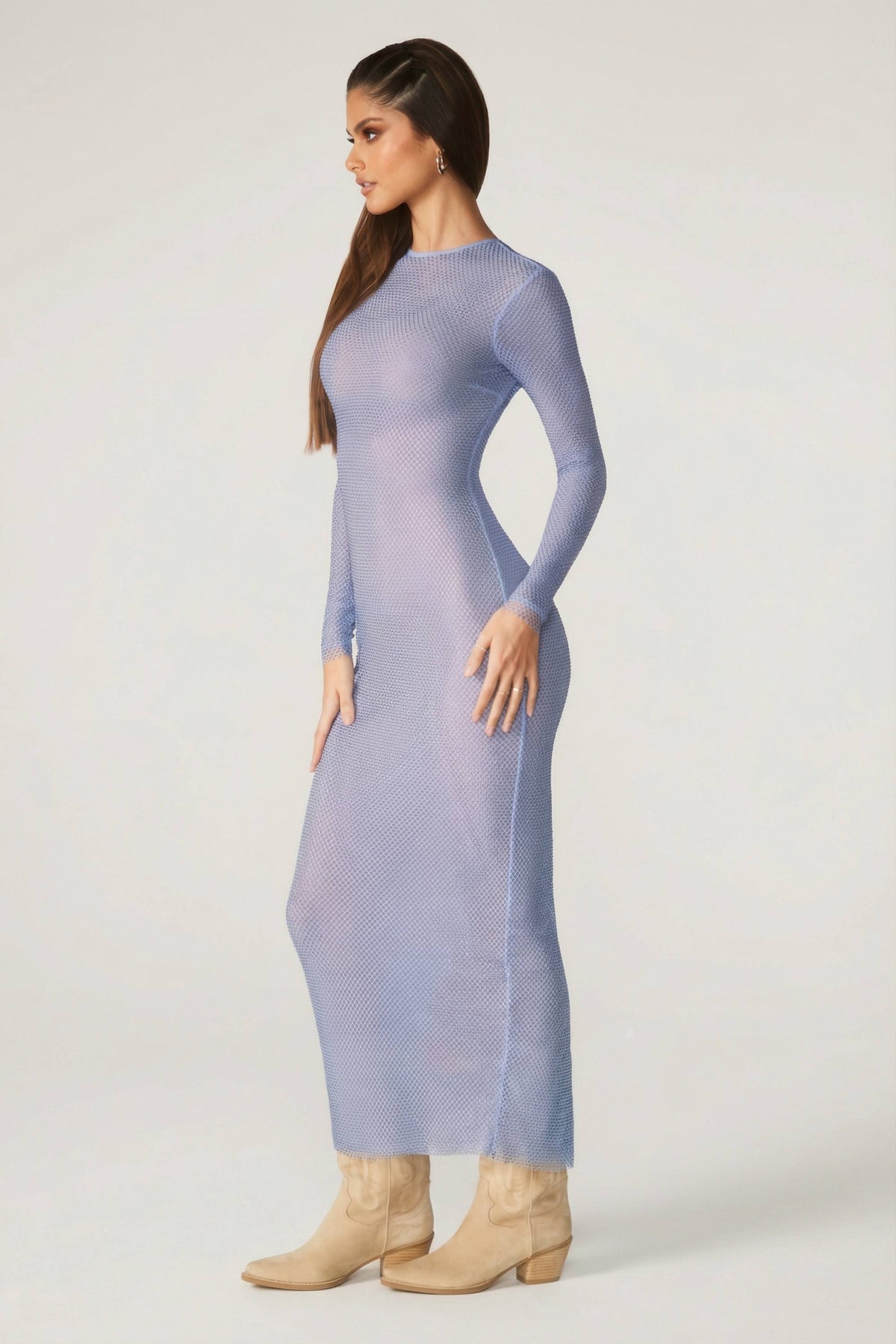 ⁣⁢Verziertes Langarm-Maxikleid in Blau⁤⁣