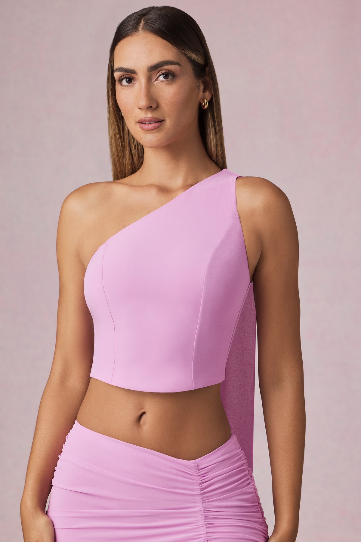 ⁣⁢One-Shoulder-Oberteil mit Schal-Detail im rosa Orchideenmuster⁤⁣
