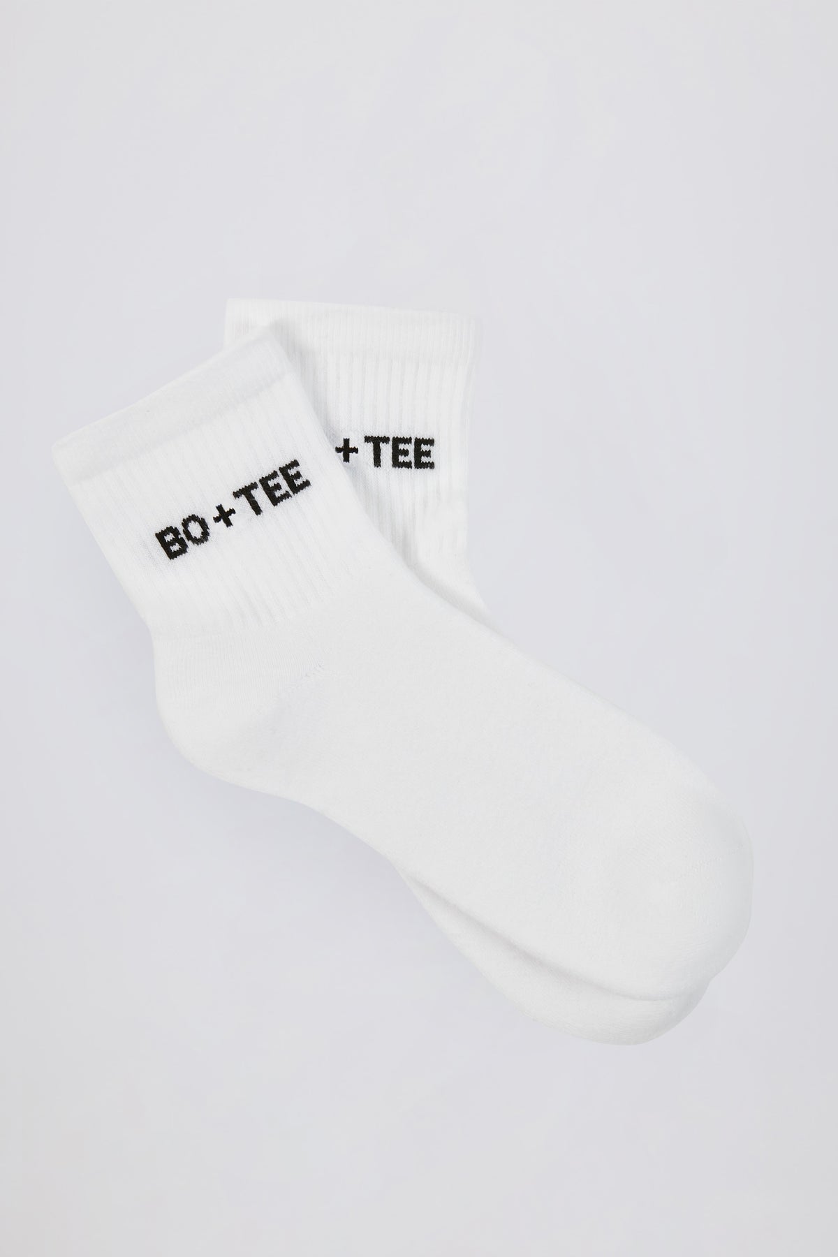 ⁣⁢Gerippte Crew-Socken-Bundle in Weiß⁤⁣ - 2