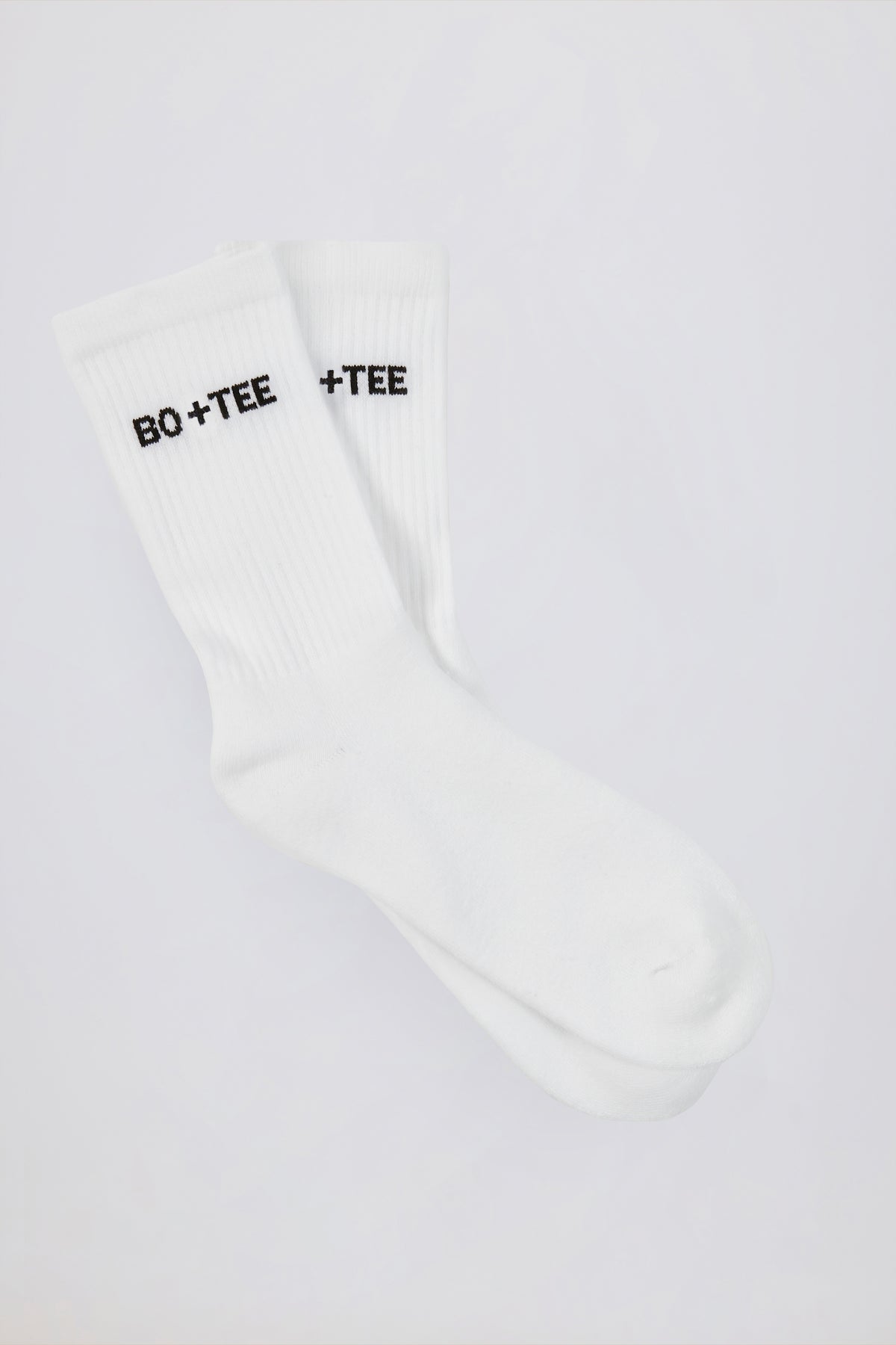 ⁣⁢Gerippte Half-Crew Socken in Weiß⁤⁣ - 1