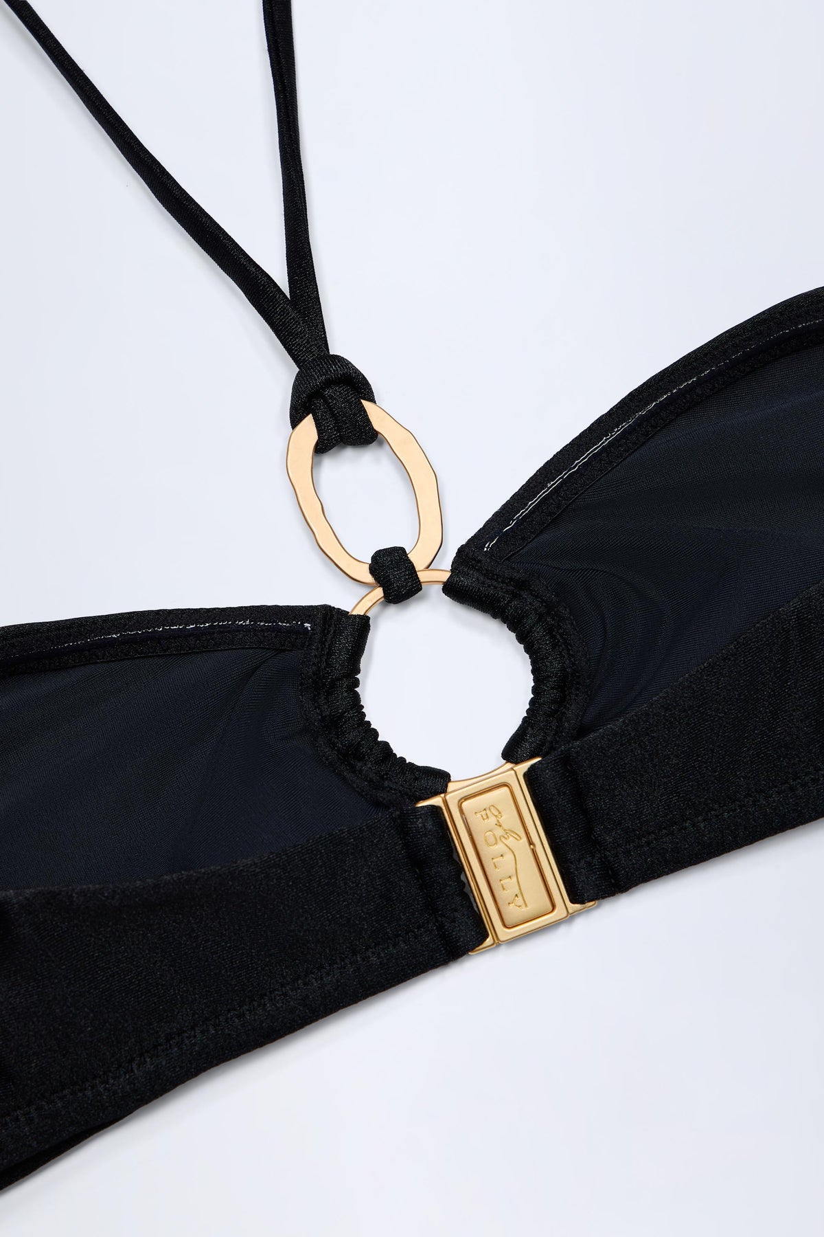 ⁣⁢Bikini-Oberteil mit Neckholder und Hardware-Detail-Raffung in Schwarz⁤⁣