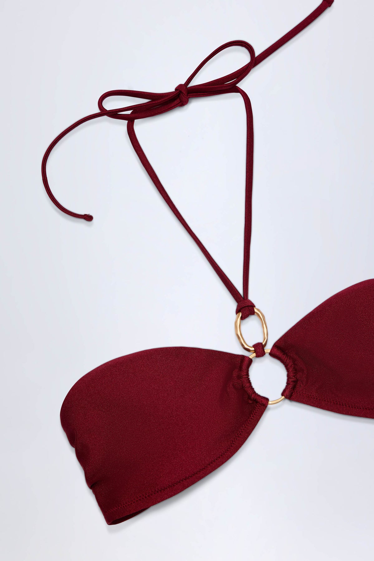 ⁣⁢Hardware-Detail gerafftes Neckholder-Bikinioberteil in Dark Cherry⁤⁣