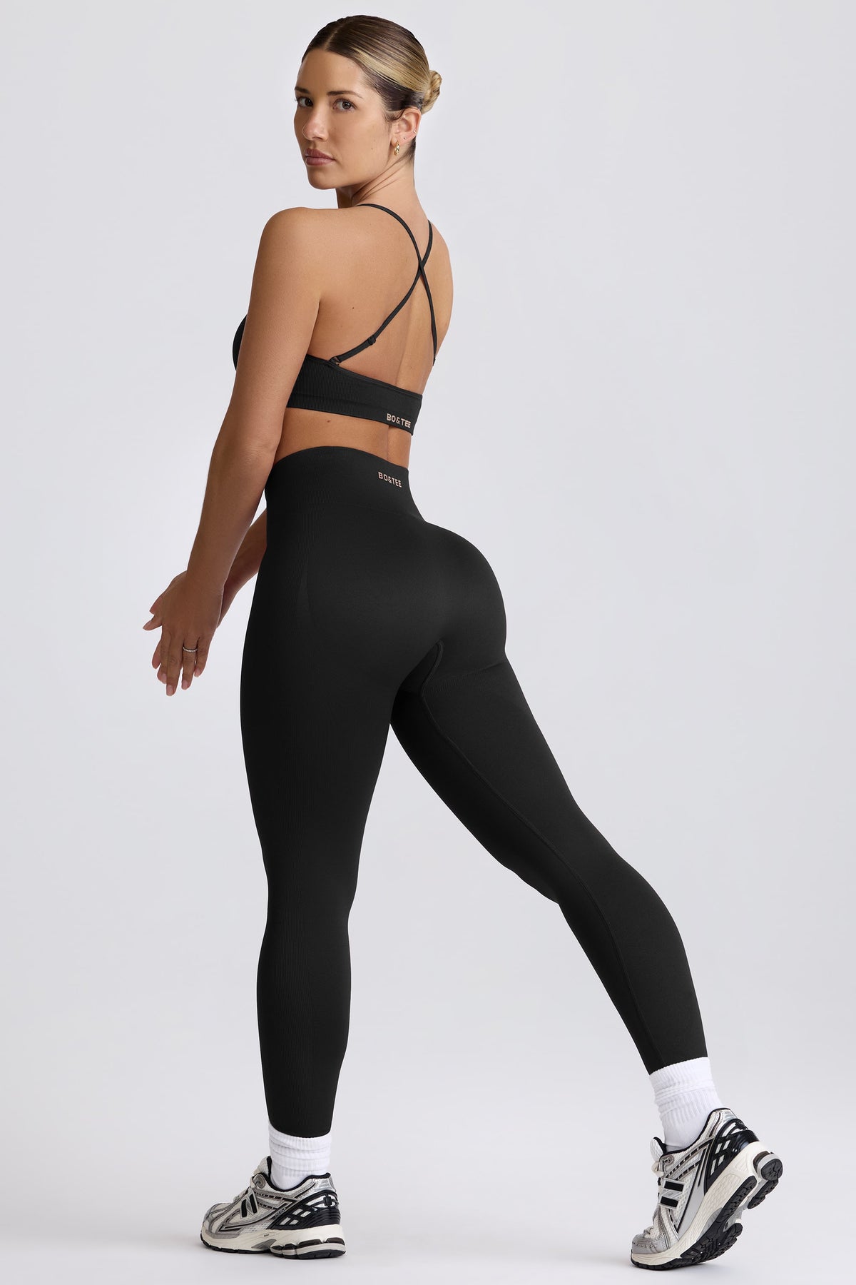 ⁣⁢Super Sculpt Seamless-Leggings in Schwarz⁤⁣