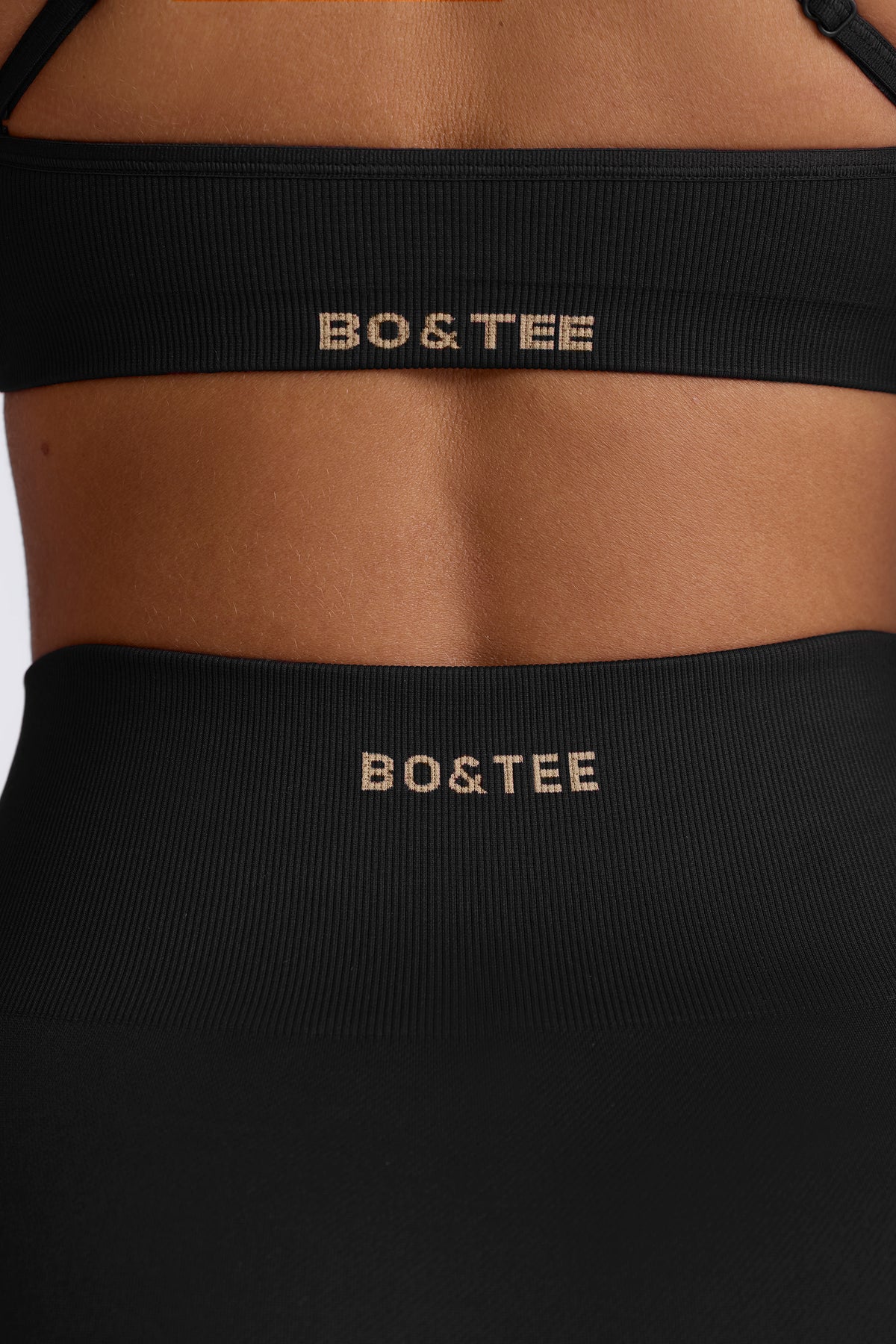 ⁣⁢Super Sculpt Seamless-Leggings in Schwarz⁤⁣