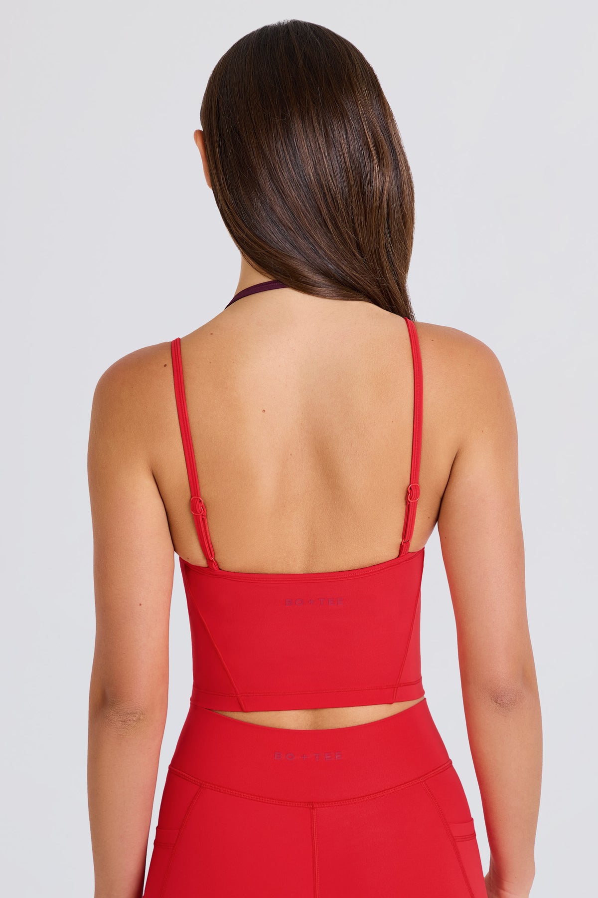 ⁣⁢Soft Active Layered Cropped Tanktop in Strawberry⁤⁣ - 2