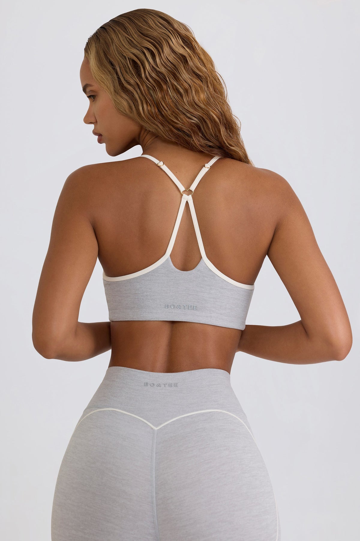 ⁣⁢Soft Active Herzausschnitt-Sport-BH in Grau meliert⁤⁣
