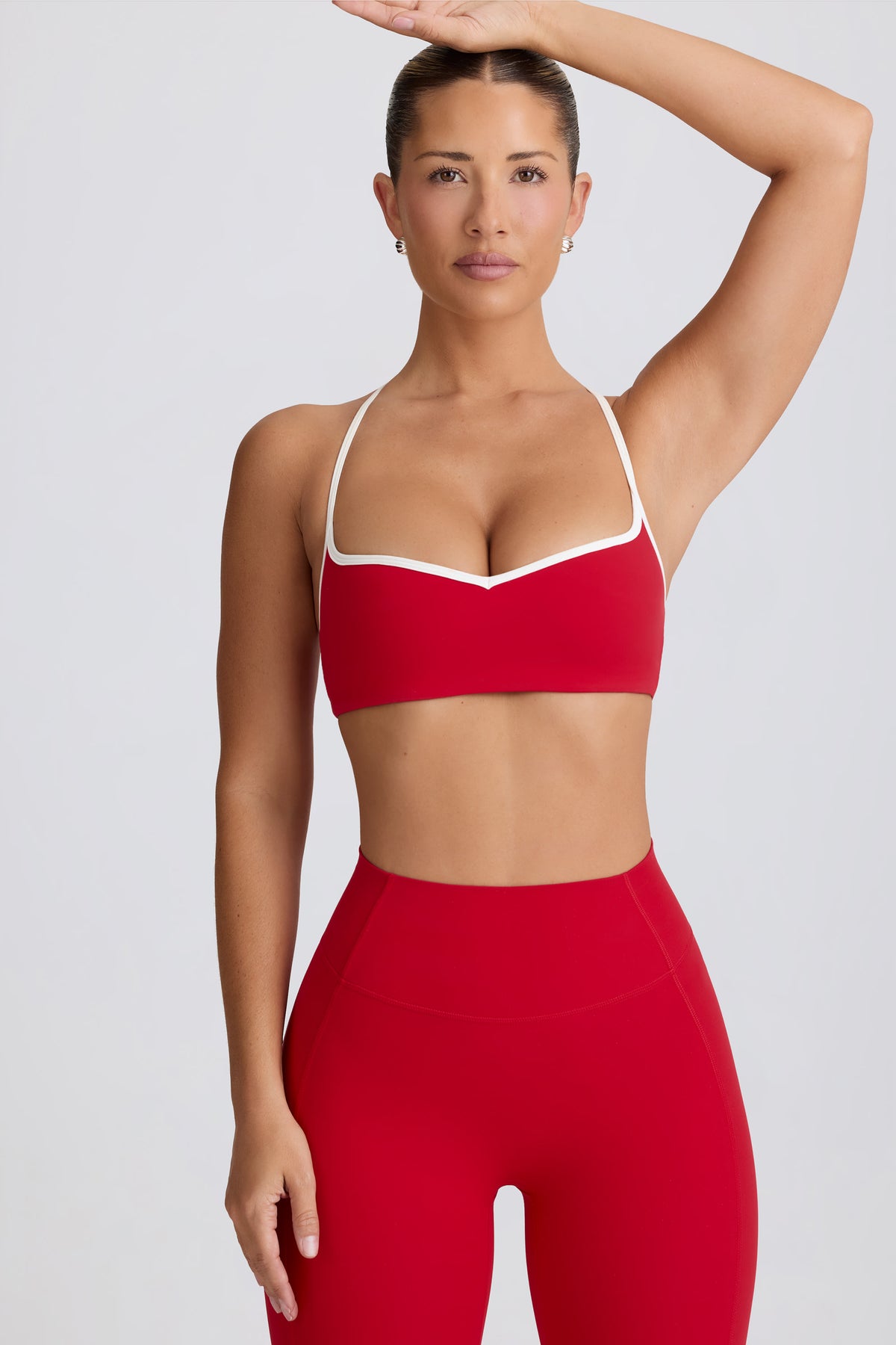 ⁣⁢Soft Active Sports Bra mit Herzausschnitt in Hot Red⁤⁣ - 1