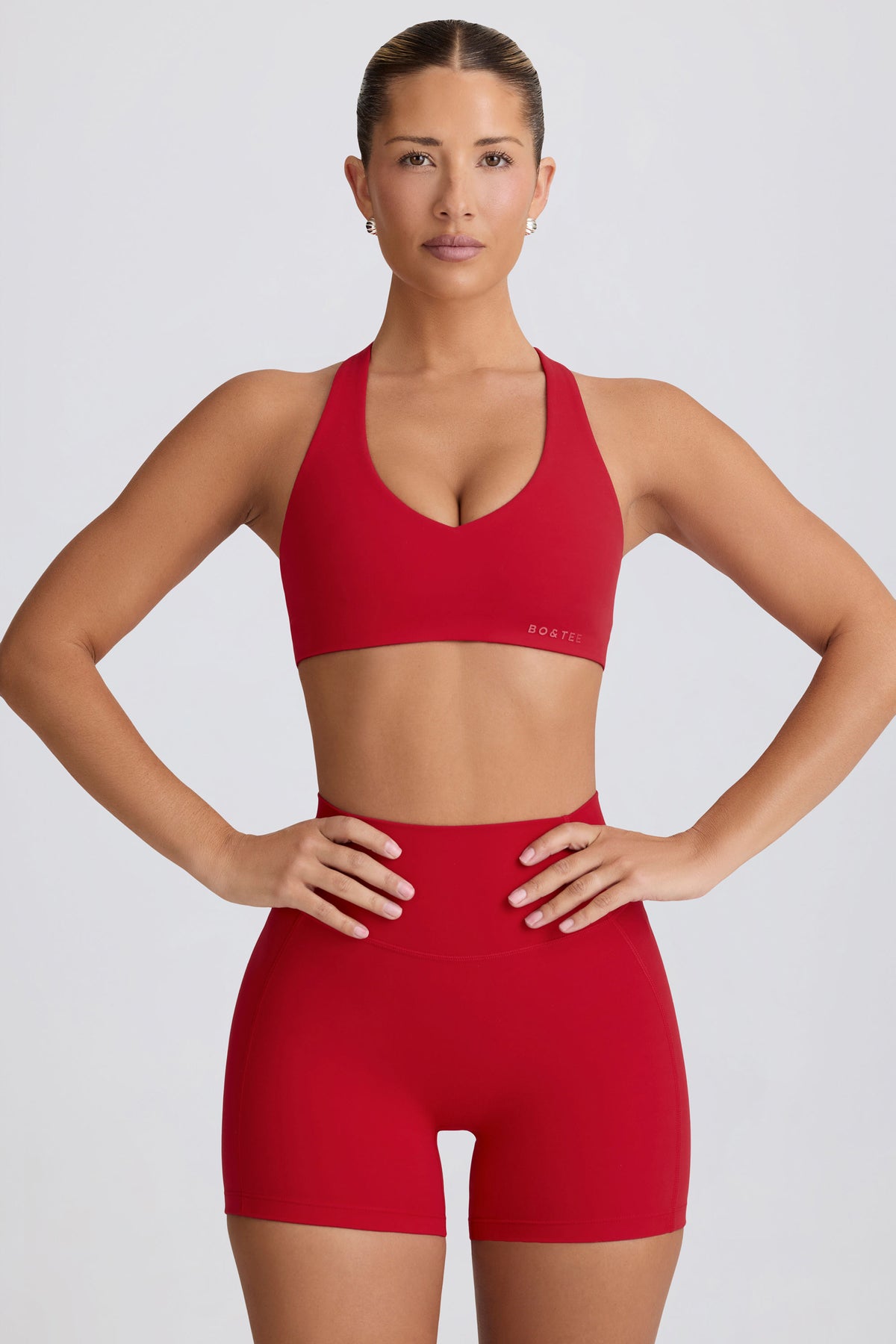 ⁣⁢Soft Active Sport-BH mit leichtem Halt in Hot Red⁤⁣