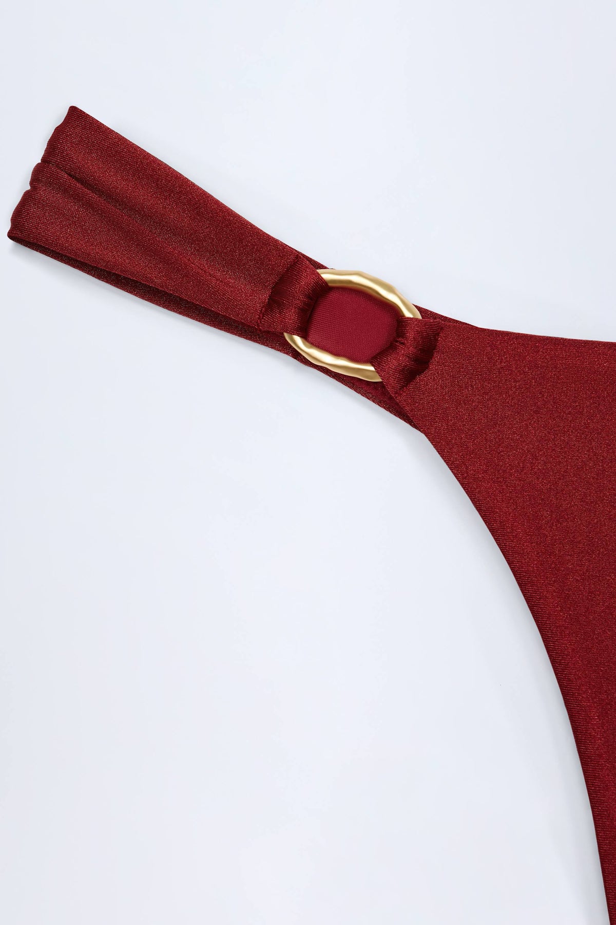 ⁣⁢Tanga-Bikinihose mit Metalldetail in dunklem Kirschrot⁤⁣
