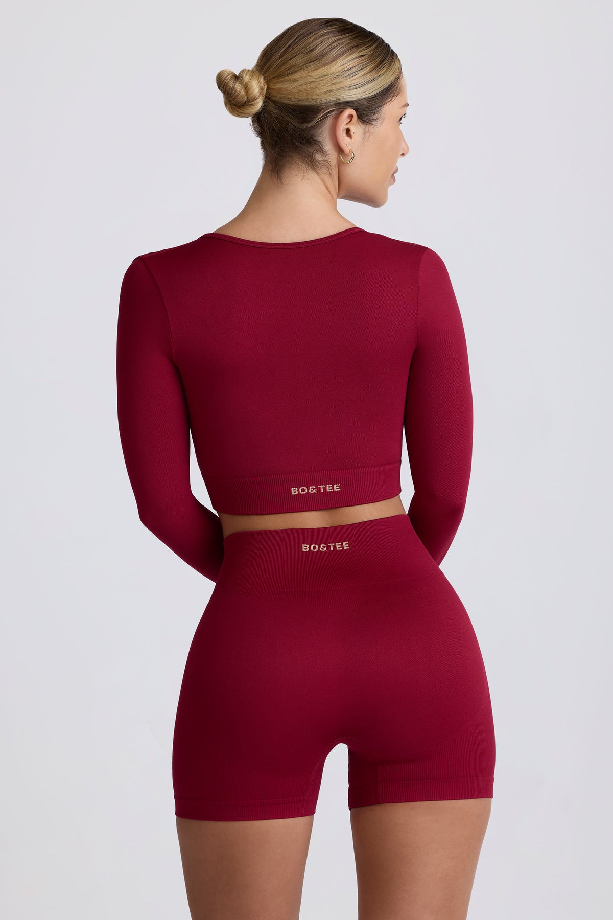 ⁣⁢Super Sculpt Seamless Langarm-Crop-Top in Burgundy⁤⁣