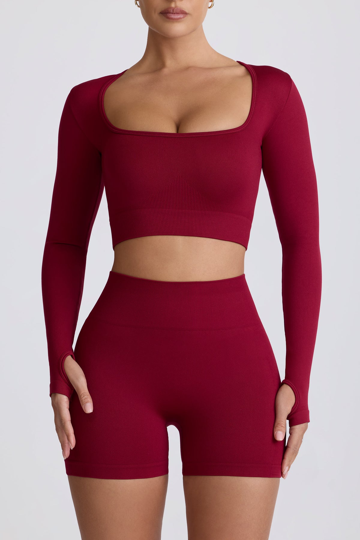 ⁣⁢Super Sculpt Seamless Langarm-Crop-Top in Burgundy⁤⁣
