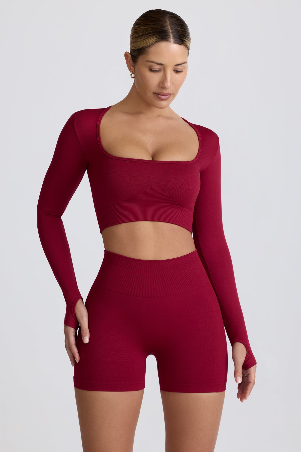 ⁣⁢Super Sculpt Seamless Langarm-Crop-Top in Burgundy⁤⁣