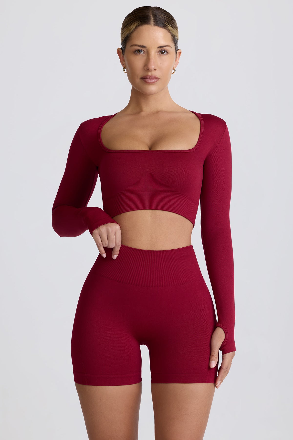 ⁣⁢Super Sculpt Seamless Langarm-Crop-Top in Burgundy⁤⁣