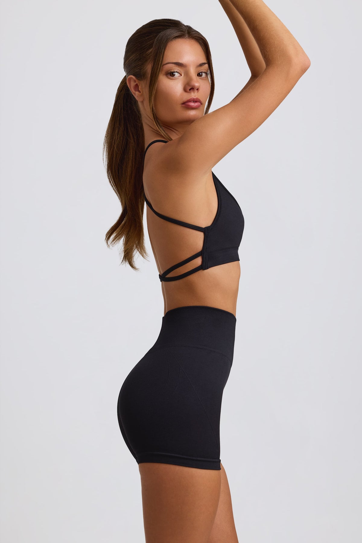 ⁣⁢Super Sculpt Seamless Minishorts in Black⁤⁣