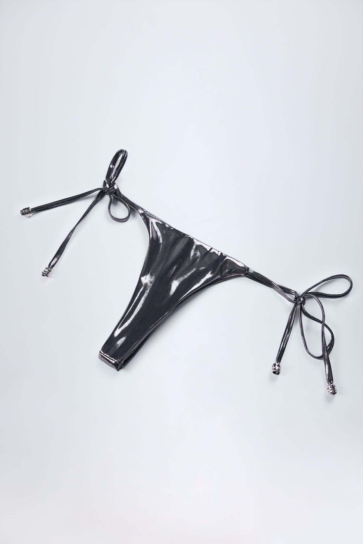 ⁣⁢Tanga-Bikinihose in Chromsilber⁤⁣