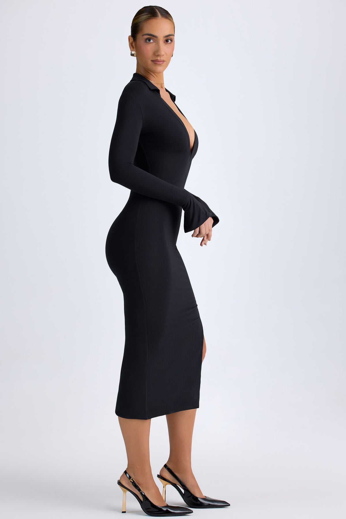 ⁣⁢Modal-Midaxikleid mit tiefem V-Ausschnitt in Schwarz⁤⁣