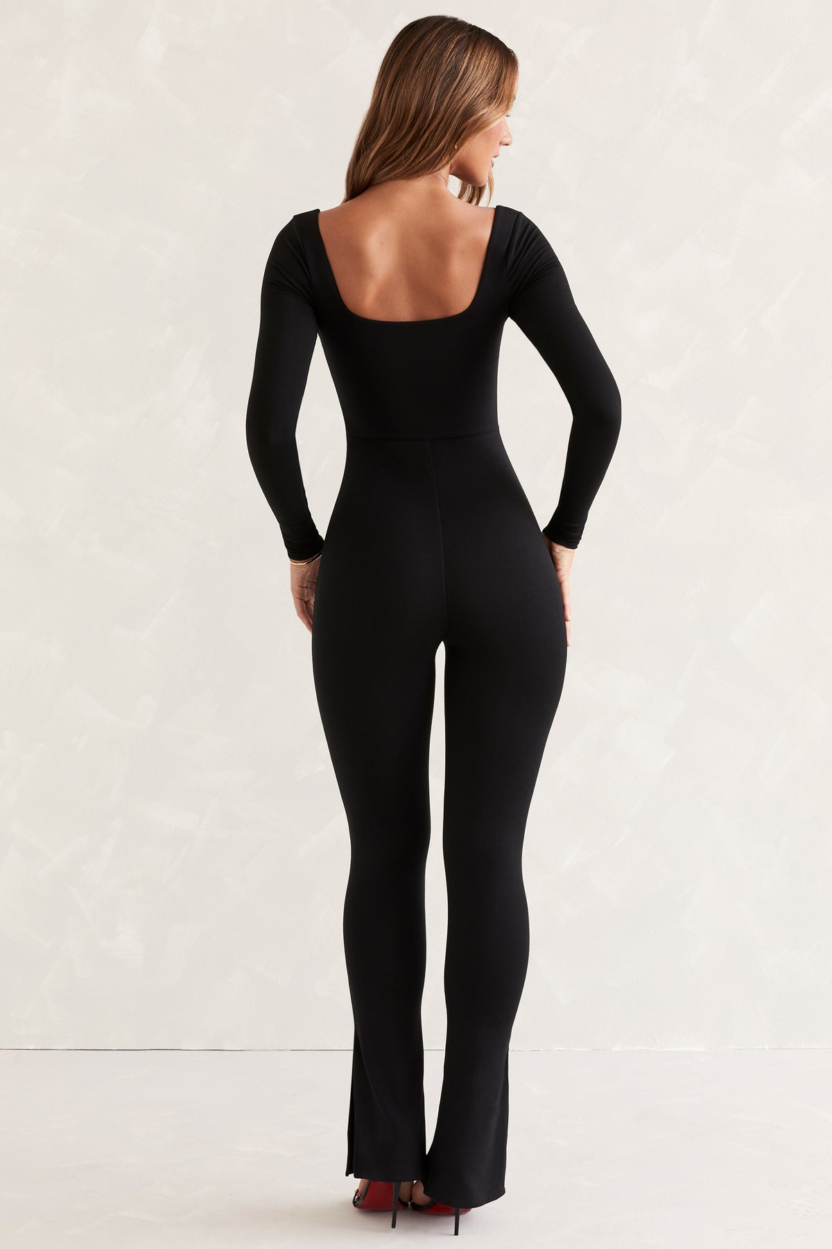 ⁣⁢Langarm-Jumpsuit mit Karree-Ausschnitt in Schwarz⁤⁣